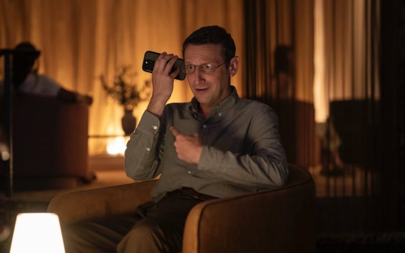 the-chair-company-review:-tim-robinson-spins-a-surreally-funny-conspiracy-theory-in-hbo-series