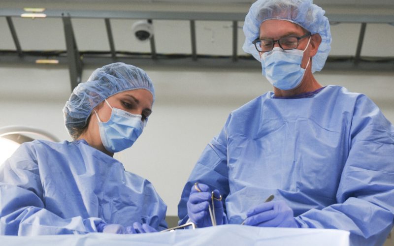 seattle-startup’s-fda-approved,-virus-neutralizing-mask-lands-on-amazon