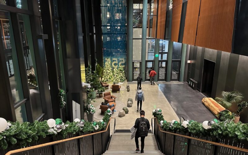 seattle-vs.-bellevue:-wsj-report-spotlights-why-some-tech-companies-are-heading-east