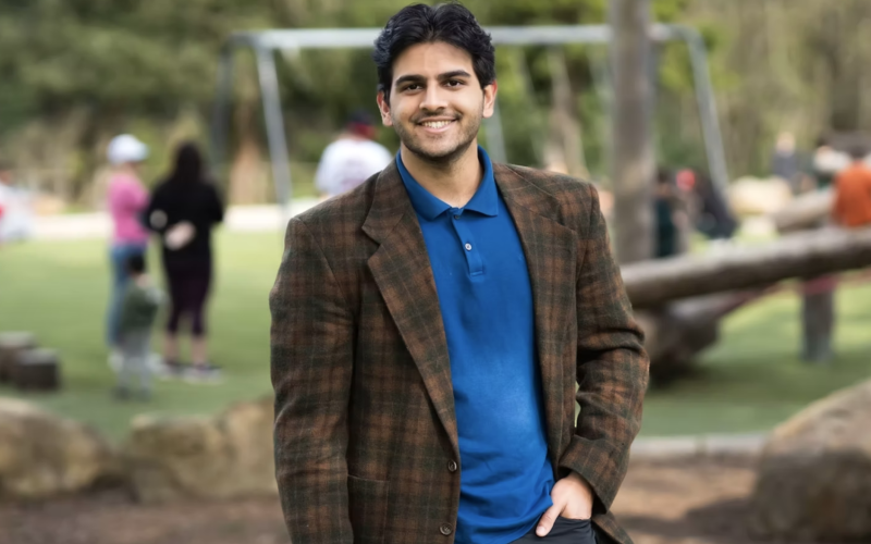 from-quantum-fields-to-city-streets:-20-year-old-uw-prodigy-brings-tech-chops-to-the-campaign-trail