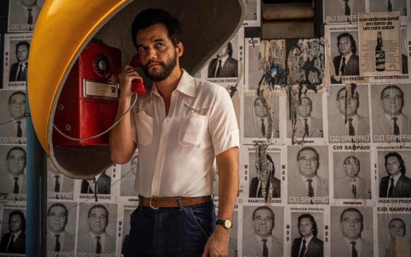 the-secret-agent-review:-kleber-mendonca-filhos-political-crime-thriller-is-a-must-see