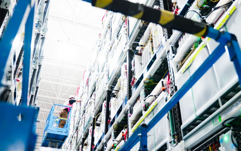 helion-gives-behind-the-scenes-tour-of-secretive-60-foot-fusion-prototype-as-it-races-to-deployment