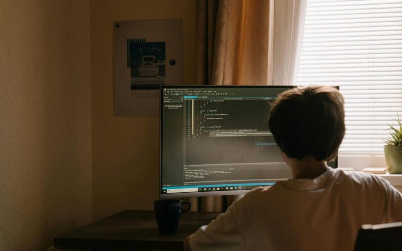 learn-to-think-like-a-hacker-with-this-$35-cybersecurity-bundle