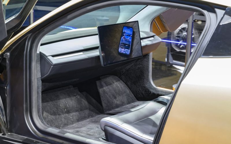 teslas-cybercab-might-have-a-steering-wheel-and-pedals-after-all