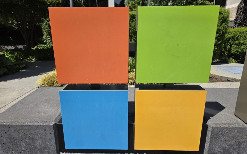 microsoft-beats-expectations,-reports-nearly-$35b-in-q1-capital-spending-amid-azure-outage