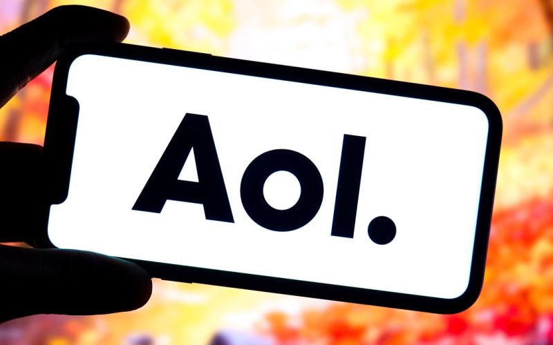 aol-to-be-acquired-for-$1.5-billion-by-the-same-company-that-bought-vimeo,-evernote