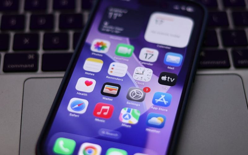 ios-26.1-arrives-soon:-4-new-features