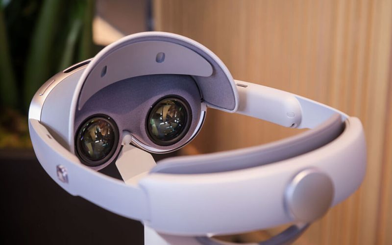 samsung-xr-battery-life:-how-it-compares-to-meta-quest-3,-apple-vision-pro