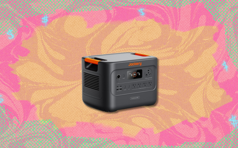 the-jackery-homepower-3000-has-hit-its-lowest-ever-price-at-amazon-—-act-fast-to-save-over-$1,000