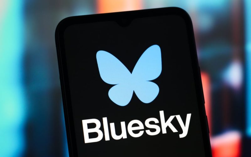 bluesky-is-testing-a-dislike-button-to-fix-the-discover-tab