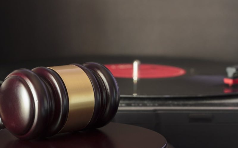 supreme-court-to-look-at-big-music-piracy-case