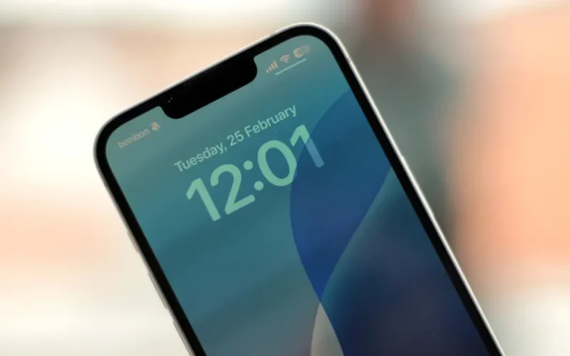 apple-surpasses-samsung-to-become-the-worlds-number-one-smartphone-maker