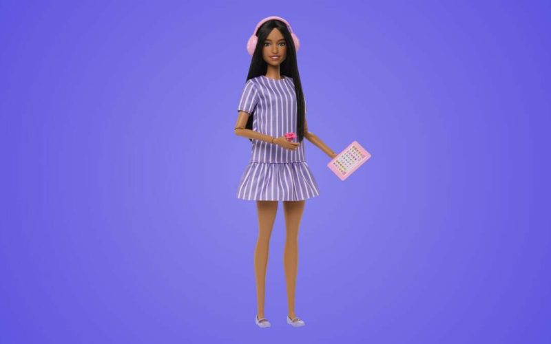 mattel-reveals-first-autistic-barbie,-complete-with-fidget-spinner